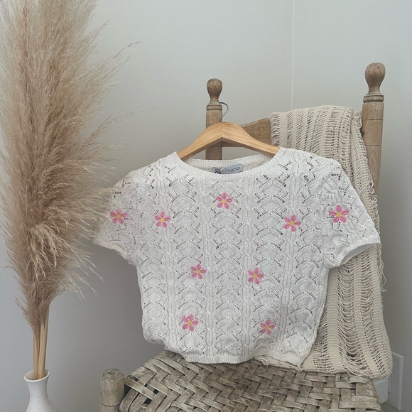 Zara Tops Zara Floral Embroidered Knit Top Poshmark